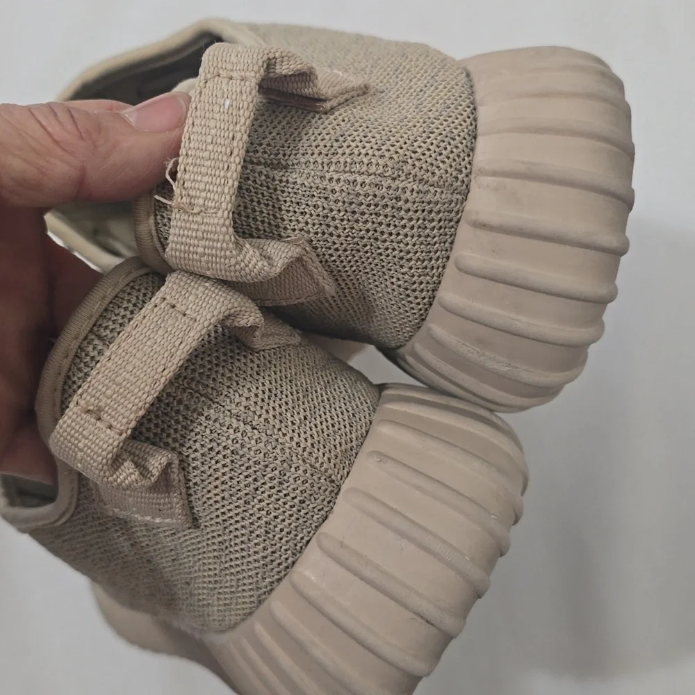 YZY ADIDAS Tan Knit Sneakers MEN‎ 10